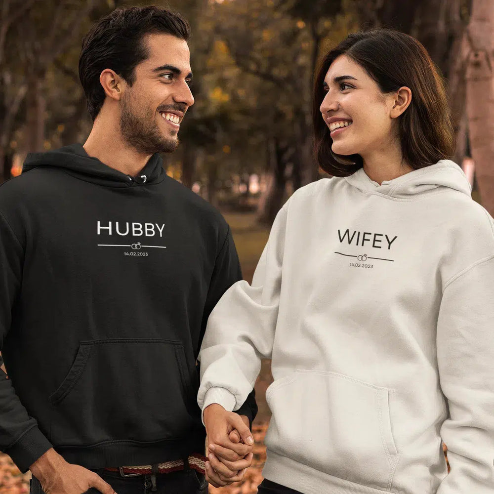 gepersonaliseerd cadeau huwelijk, familienaam, trouwdatum, gepersonaliseerde hoodie, gepersonaliseerd huwelijkscadeau, koppel truien, wifey, bruid